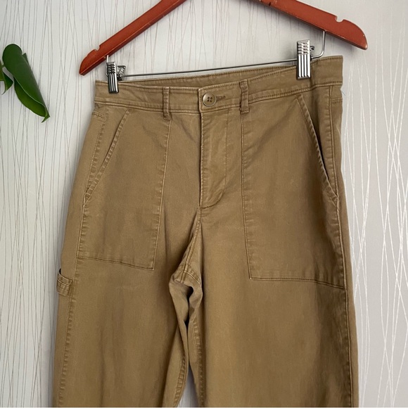 Old Navy Cargo Pants - Picture 4 of 9